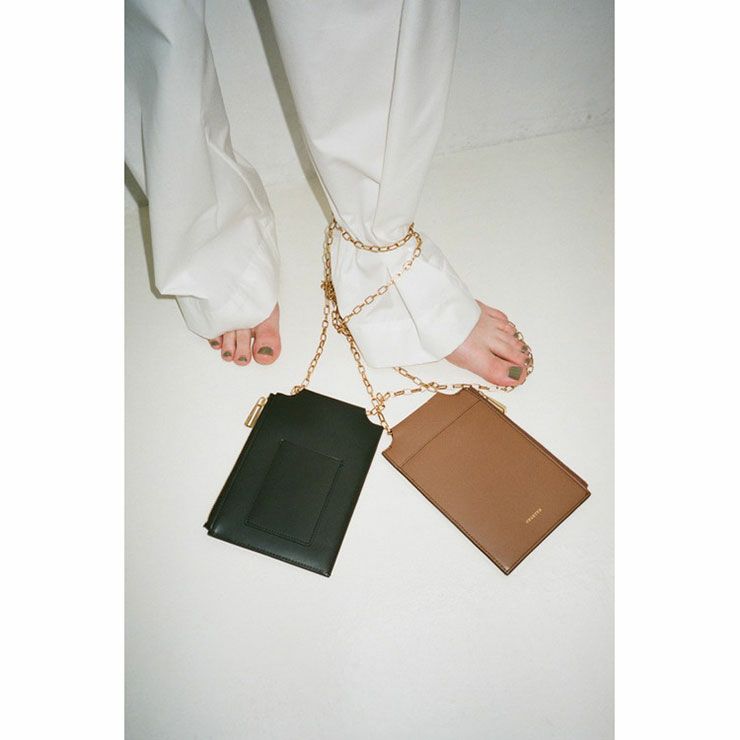 極美品 ORSETTO オルセット チェーンショルダー スマホポシェット 黒 ORSETTO オルセット スマホショルダー チェーンストラップ