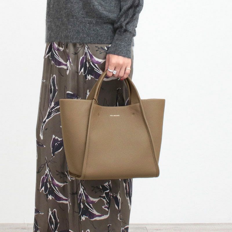 ダークトープ コーディネート