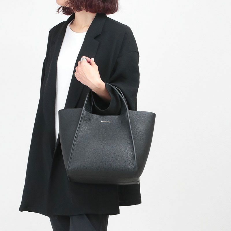 ブラック　コーディネート