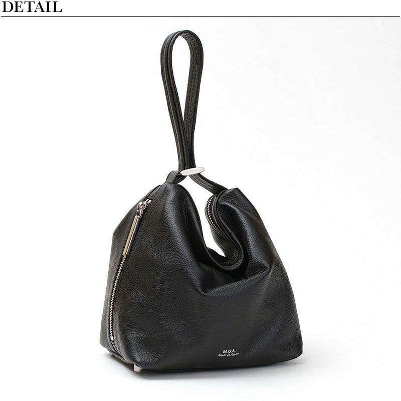 ホワイトヌバックアテンション