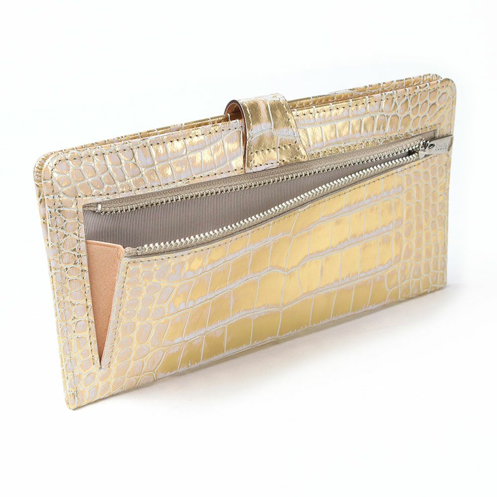 背面ファスナーポケット