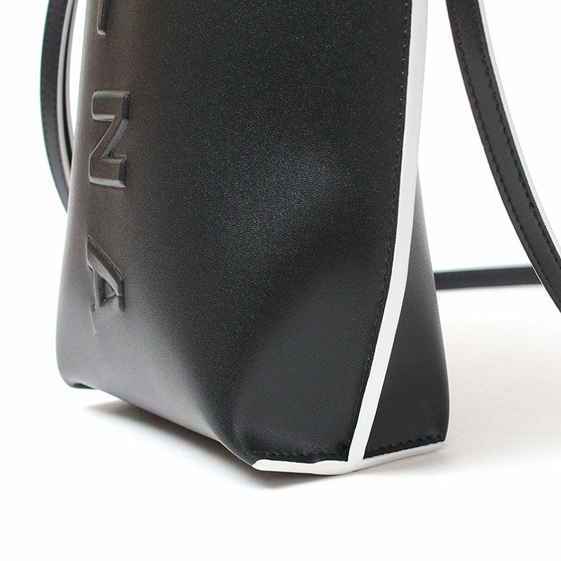 ブラックサイド