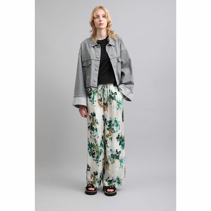 グレー公式イメージ