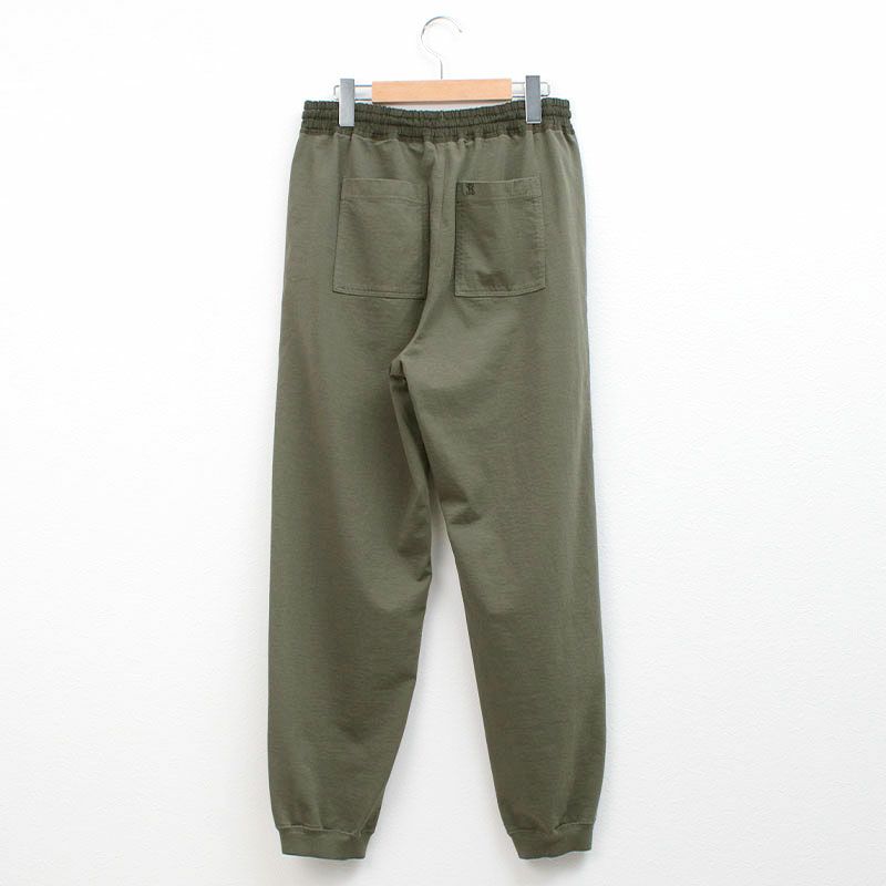 カーキを例にした背面画像