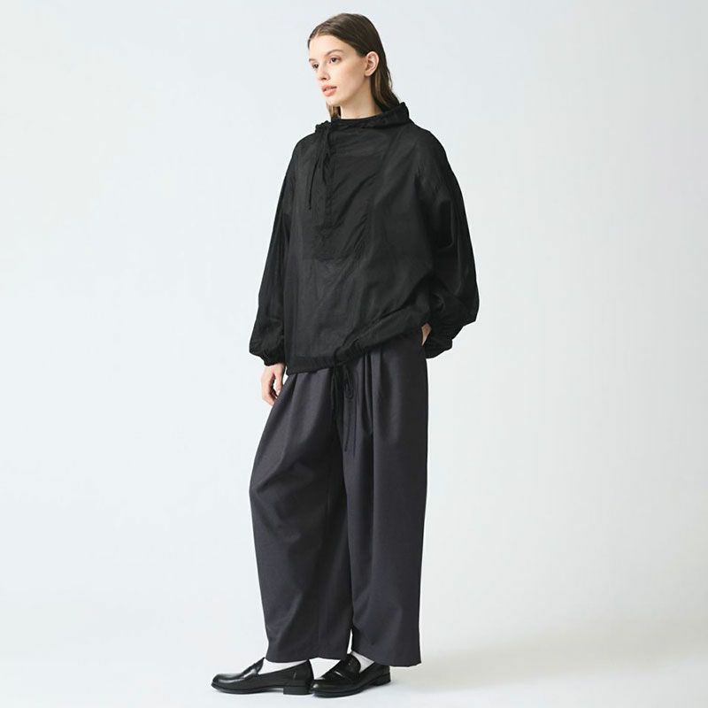 公式コーデlネート