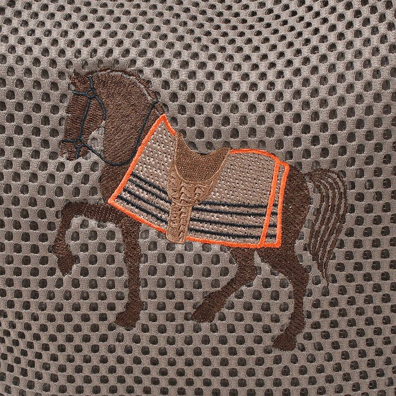 刺繍ディテール